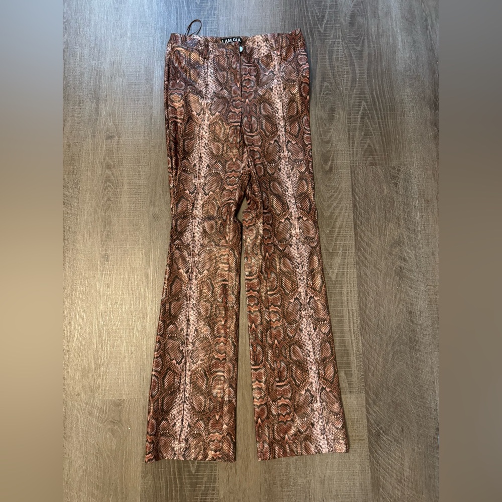 SNAKE pants